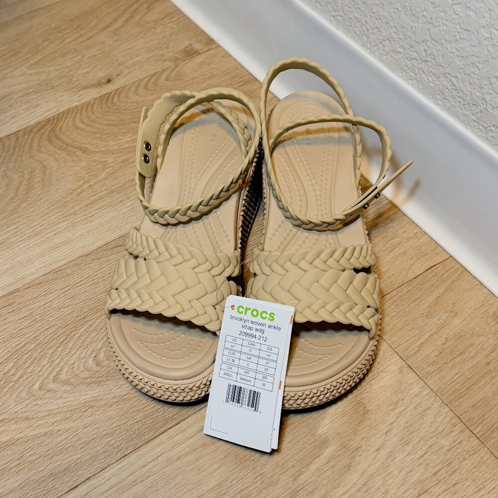 Women’s Crocs Brooklyn Woven Ankle Strap Wedge Platform Sandals